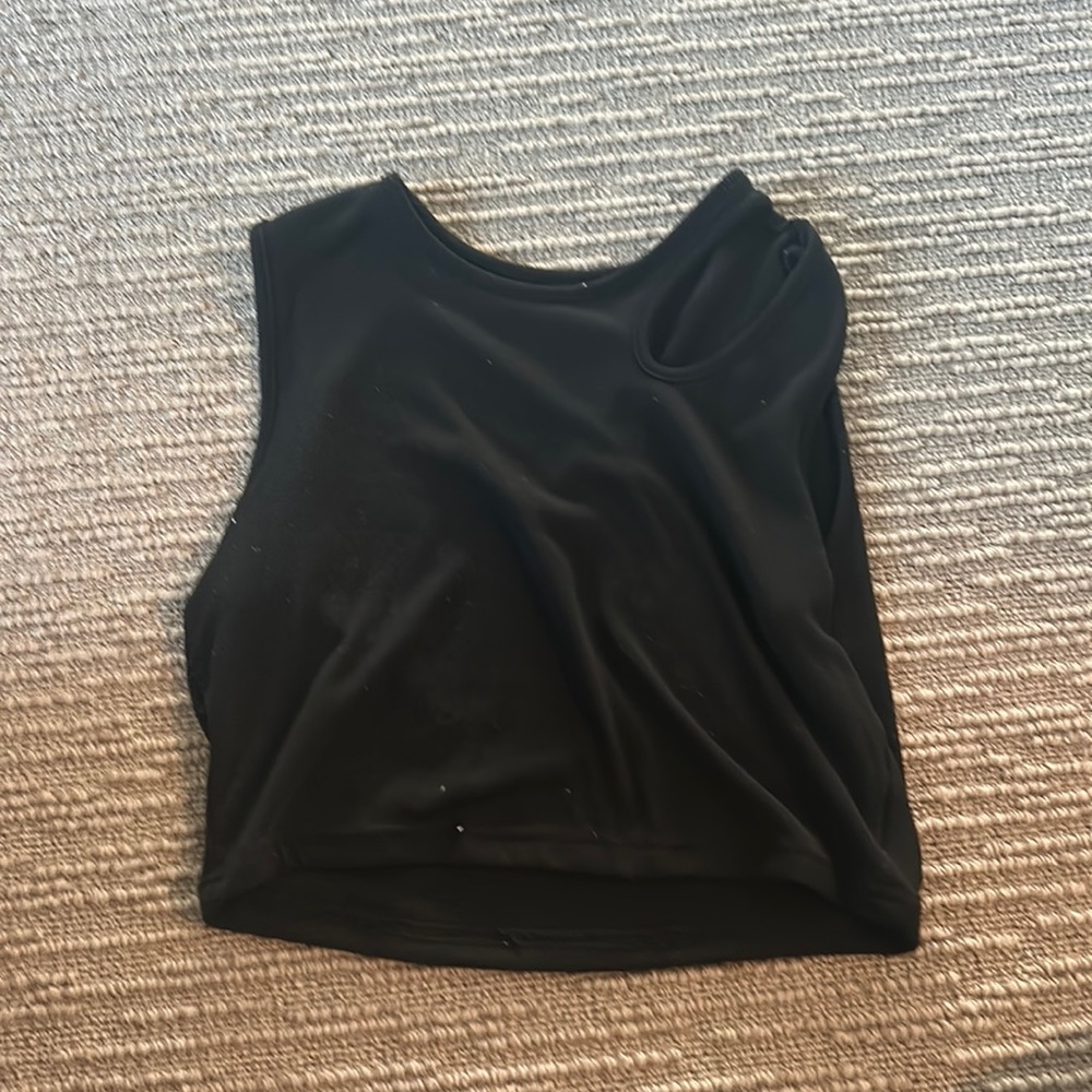 Cut out tank top!